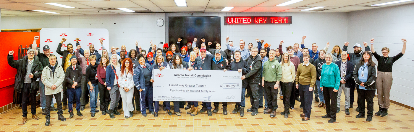 Image: TTC CEO Mandeep S. Lali, ATU Local 113 Secretary-Treasurer Mario Azzopardi, TTC/United Way Campaign Co-Chair Kathy Wyeth and TTC fundraising teams present United Way Vice President – Philanthropy & Marketing Nicole McVan with a donation of $806,027.62, raised by TTC employees and pensioners.
