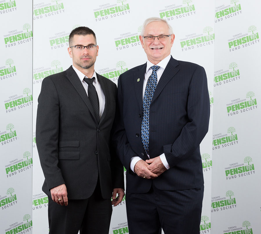 ARNOLD DYER, 16 years, 91 months From Materials and Procurement, Arnold Dyer with his son, Andrew.