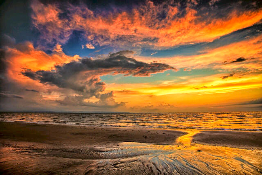 Sunset in Wasaga Beach. Photo courtesy Chiara Barci, IT Services