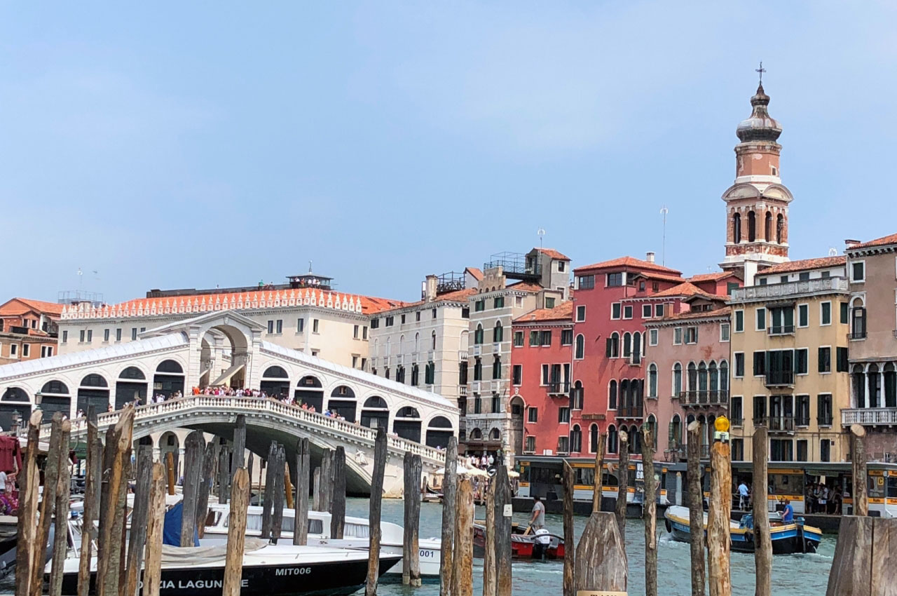 Ponte di Rialto, Venice, Italy. Photo courtesy Tabrez Khodabocus