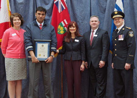 Toronto Paramedics Award to Operator Sukhdeep Dhaliwal.