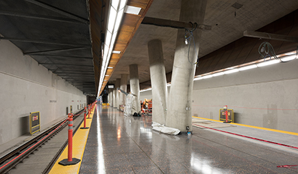 Pioneer Village Station platform