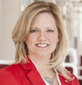 Cheryn Thoun, Head of Customer Communications